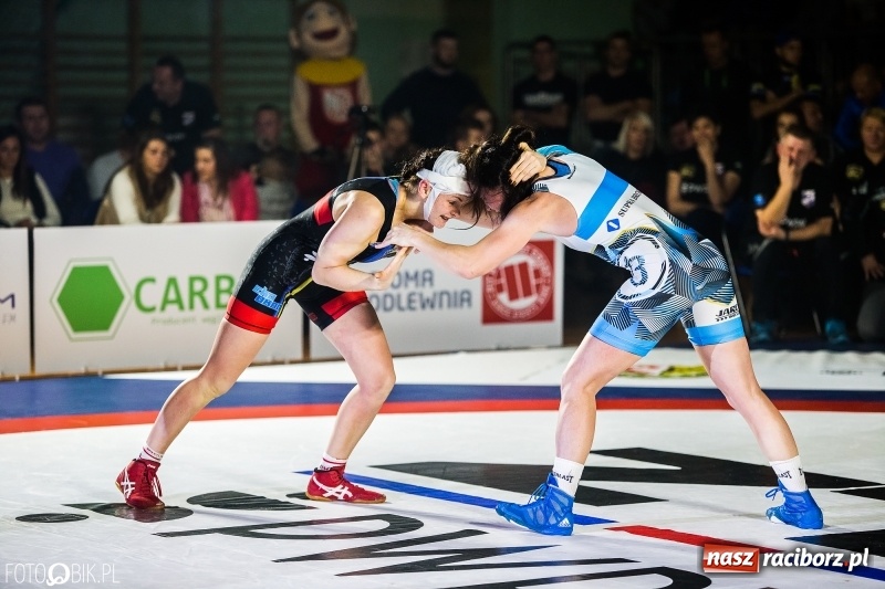 Zdjęcie w galerii na portalu naszraciborz.pl: MKZ Unia Racibórz pokonała Budowlanych Łódź. Świetny rzut Mateusza Zybały wiadomości z regionu