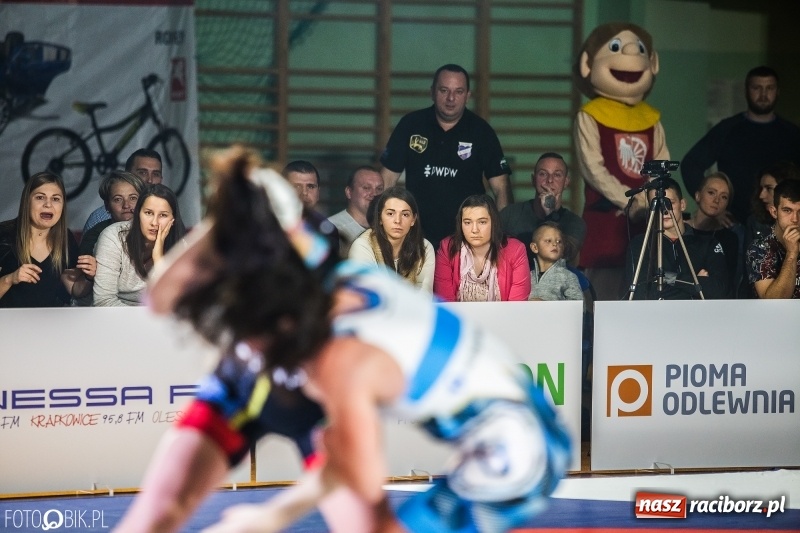 Zdjęcie w galerii na portalu naszraciborz.pl: MKZ Unia Racibórz pokonała Budowlanych Łódź. Świetny rzut Mateusza Zybały wiadomości z regionu