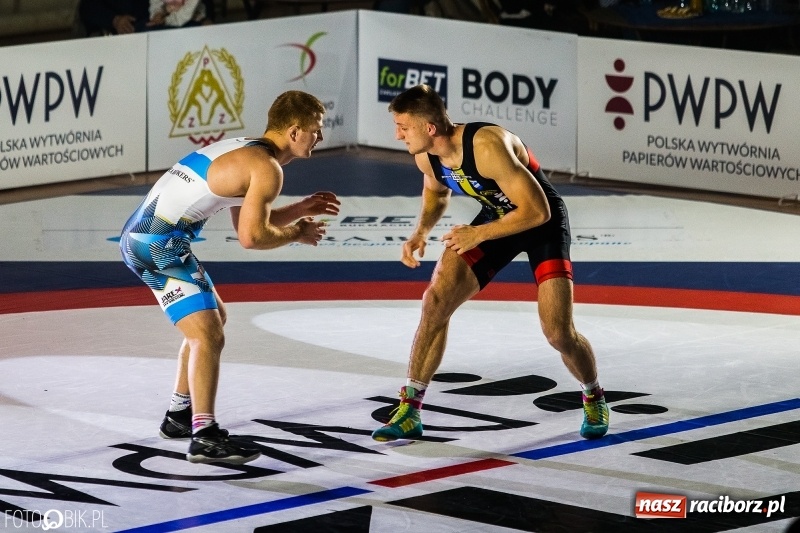 Zdjęcie w galerii na portalu naszraciborz.pl: MKZ Unia Racibórz pokonała Budowlanych Łódź. Świetny rzut Mateusza Zybały wiadomości z regionu