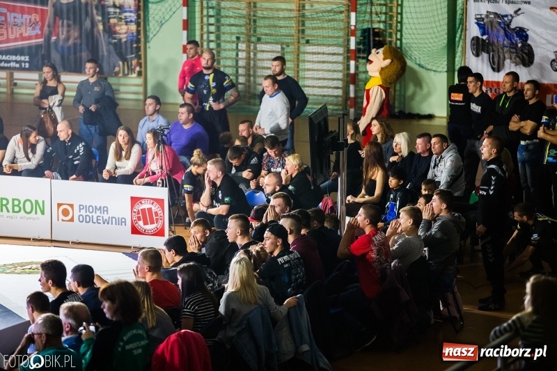 Zdjęcie w galerii na portalu naszraciborz.pl: MKZ Unia Racibórz pokonała Budowlanych Łódź. Świetny rzut Mateusza Zybały wiadomości z regionu