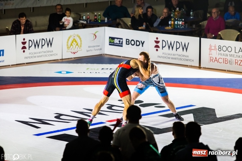 Zdjęcie w galerii na portalu naszraciborz.pl: MKZ Unia Racibórz pokonała Budowlanych Łódź. Świetny rzut Mateusza Zybały wiadomości z regionu