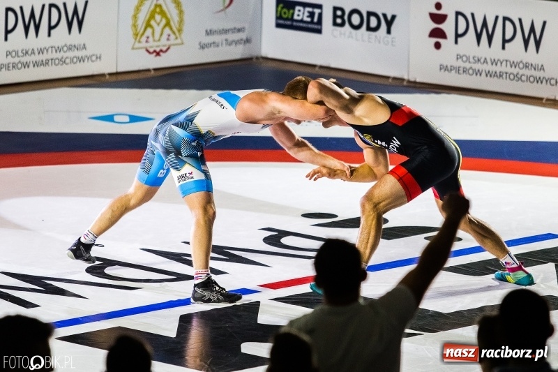 Zdjęcie w galerii na portalu naszraciborz.pl: MKZ Unia Racibórz pokonała Budowlanych Łódź. Świetny rzut Mateusza Zybały wiadomości z regionu
