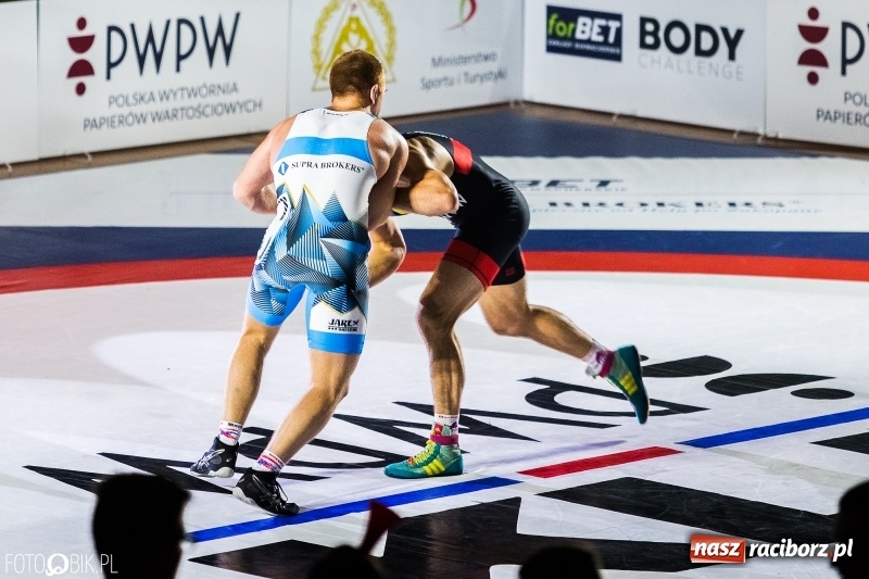 Zdjęcie w galerii na portalu naszraciborz.pl: MKZ Unia Racibórz pokonała Budowlanych Łódź. Świetny rzut Mateusza Zybały wiadomości z regionu