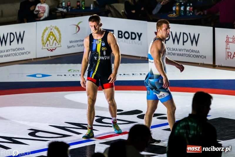 Zdjęcie w galerii na portalu naszraciborz.pl: MKZ Unia Racibórz pokonała Budowlanych Łódź. Świetny rzut Mateusza Zybały wiadomości z regionu