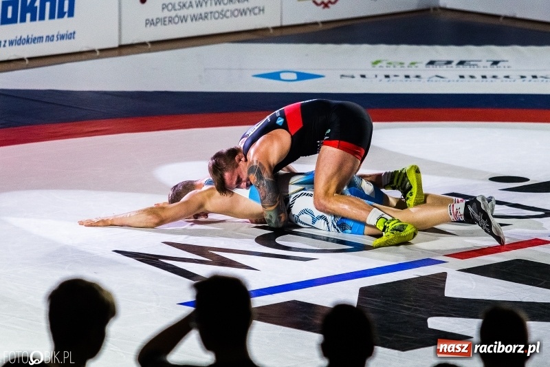 Zdjęcie w galerii na portalu naszraciborz.pl: MKZ Unia Racibórz pokonała Budowlanych Łódź. Świetny rzut Mateusza Zybały wiadomości z regionu