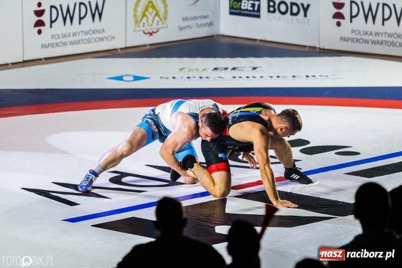 Zdjęcie w galerii na portalu naszraciborz.pl: MKZ Unia Racibórz pokonała Budowlanych Łódź. Świetny rzut Mateusza Zybały wiadomości z regionu