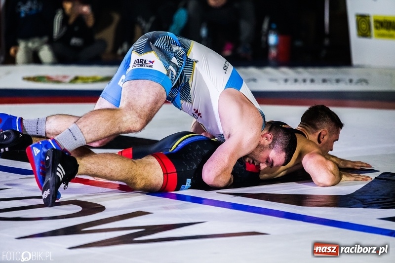 Zdjęcie w galerii na portalu naszraciborz.pl: MKZ Unia Racibórz pokonała Budowlanych Łódź. Świetny rzut Mateusza Zybały wiadomości z regionu