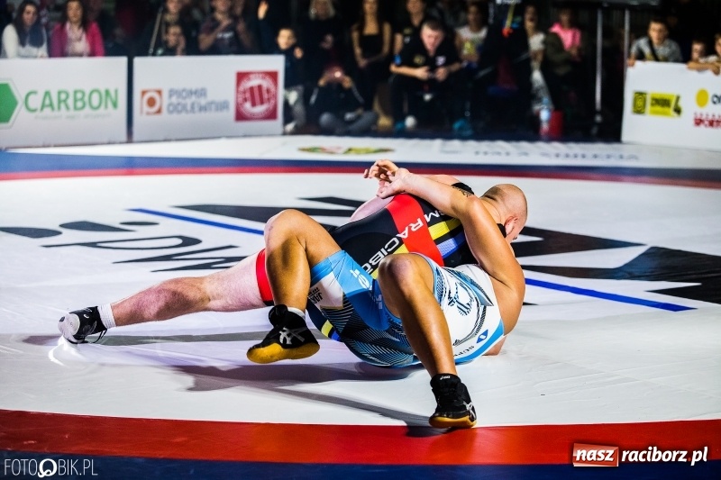 Zdjęcie w galerii na portalu naszraciborz.pl: MKZ Unia Racibórz pokonała Budowlanych Łódź. Świetny rzut Mateusza Zybały wiadomości z regionu