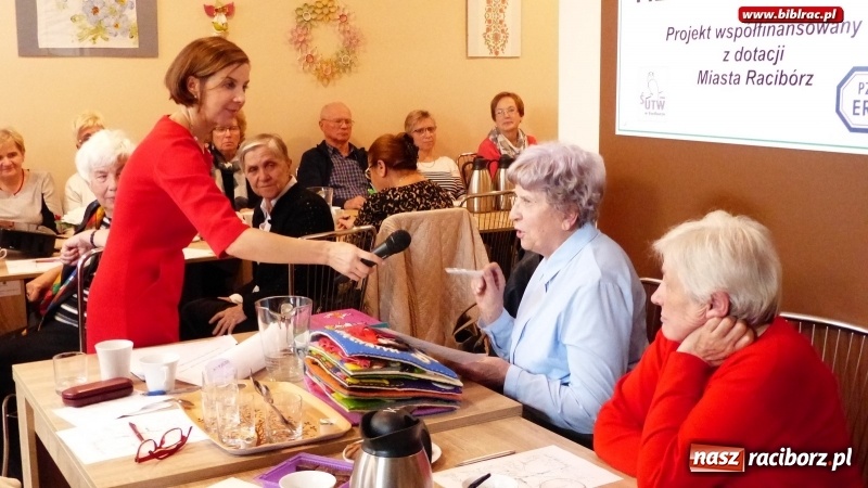 Zdjęcie w galerii na portalu naszraciborz.pl: Książki na receptę z receptą na życie, czyli biblioterapia w Raciborzu  wiadomości z regionu