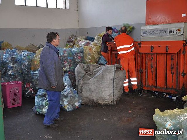 Zdjęcie w galerii na portalu naszraciborz.pl: Przywykli do sortowania śmieci wiadomości z regionu