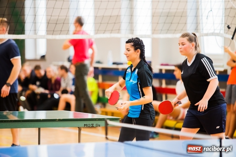 Zdjęcie w galerii na portalu naszraciborz.pl: Finały rejonowe w tenisie stołowym w MOS-ie wiadomości z regionu
