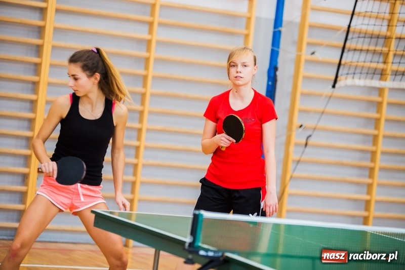 Zdjęcie w galerii na portalu naszraciborz.pl: Finały rejonowe w tenisie stołowym w MOS-ie wiadomości z regionu