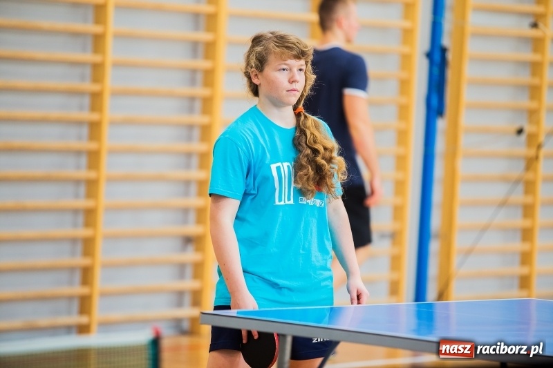 Zdjęcie w galerii na portalu naszraciborz.pl: Finały rejonowe w tenisie stołowym w MOS-ie wiadomości z regionu