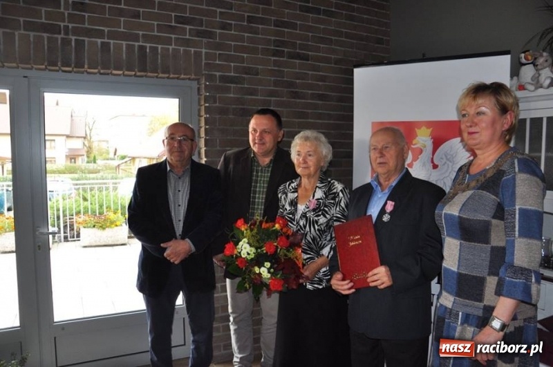 Zdjęcie w galerii na portalu naszraciborz.pl: Złote małżeńskie gody w Kuźni Raciborskiej  wiadomości z regionu