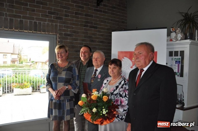 Zdjęcie w galerii na portalu naszraciborz.pl: Złote małżeńskie gody w Kuźni Raciborskiej  wiadomości z regionu