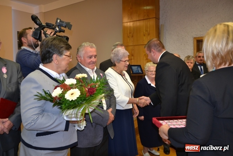 Zdjęcie w galerii na portalu naszraciborz.pl: Złote małżeńskie gody w gminie Krzyżanowice  wiadomości z regionu