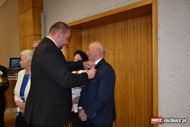 Zdjęcie w galerii na portalu naszraciborz.pl: Złote małżeńskie gody w gminie Krzyżanowice  wiadomości z regionu