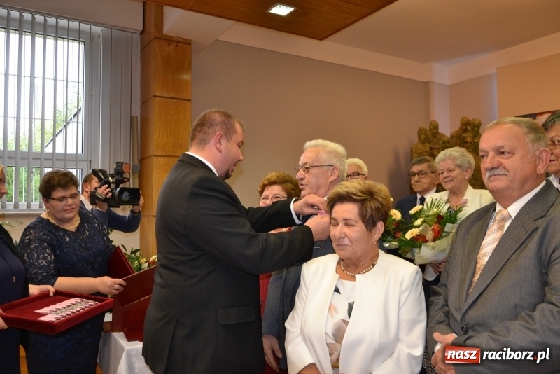 Zdjęcie w galerii na portalu naszraciborz.pl: Złote małżeńskie gody w gminie Krzyżanowice  wiadomości z regionu