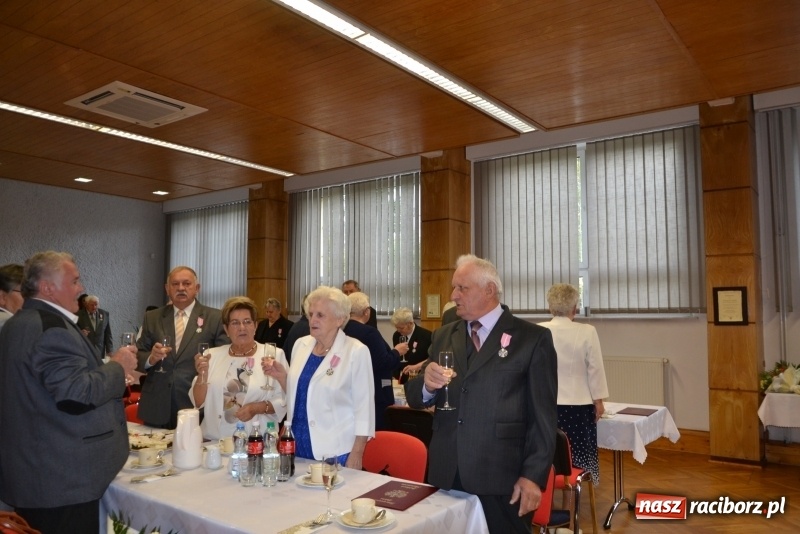 Zdjęcie w galerii na portalu naszraciborz.pl: Złote małżeńskie gody w gminie Krzyżanowice  wiadomości z regionu