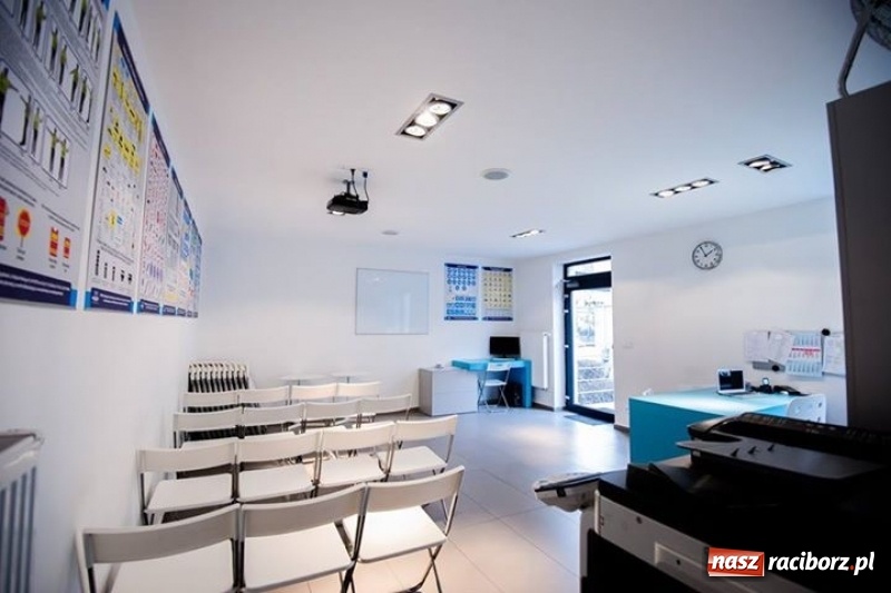 Zdjęcie w galerii na portalu naszraciborz.pl: Chcesz zrobić prawko przed zimą? W OSK Istelny to możliwe! 30 października o godzinie 15.30 nowy kurs! wiadomości z regionu