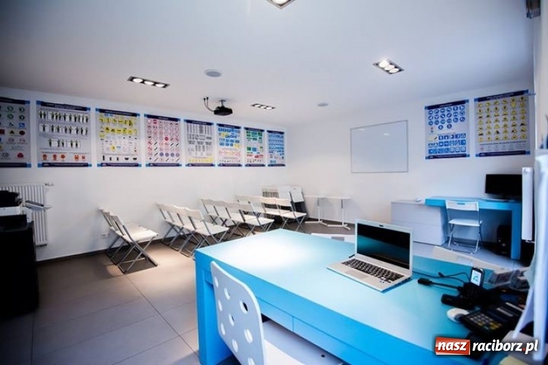 Zdjęcie w galerii na portalu naszraciborz.pl: Chcesz zrobić prawko przed zimą? W OSK Istelny to możliwe! 30 października o godzinie 15.30 nowy kurs! wiadomości z regionu