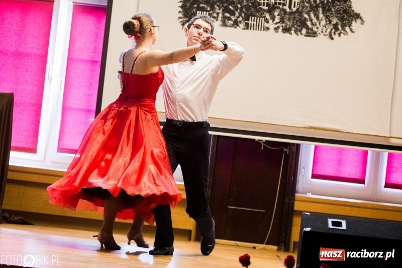 Zdjęcie w galerii na portalu naszraciborz.pl: Życzenia i podziękowania, czyli Dzień Edukacji Narodowej w ZSO nr 1 wiadomości z regionu