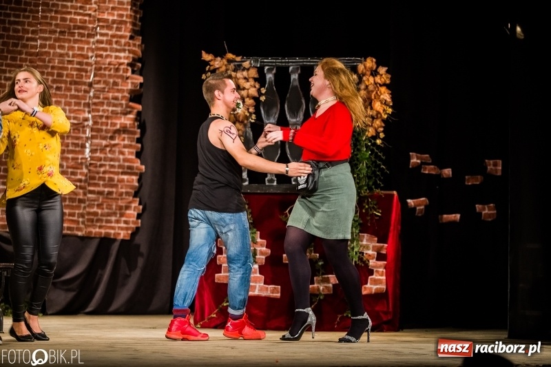 Zdjęcie w galerii na portalu naszraciborz.pl: Dzień Edukacji Narodowej. Uroczysta akademia CKZiU nr 1 w Strzesze wiadomości z regionu