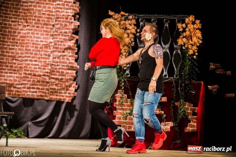 Zdjęcie w galerii na portalu naszraciborz.pl: Dzień Edukacji Narodowej. Uroczysta akademia CKZiU nr 1 w Strzesze wiadomości z regionu