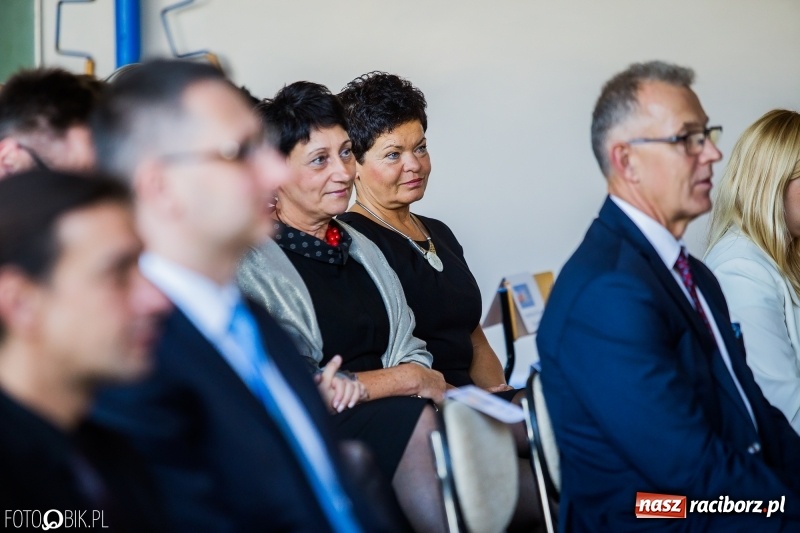 Zdjęcie w galerii na portalu naszraciborz.pl: Miejskie obchody Dnia Edukacji Narodowej wiadomości z regionu