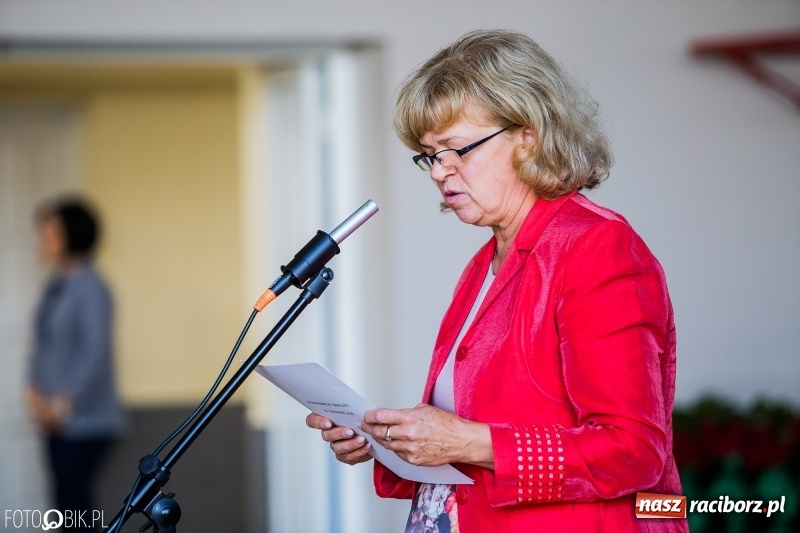 Zdjęcie w galerii na portalu naszraciborz.pl: Miejskie obchody Dnia Edukacji Narodowej wiadomości z regionu