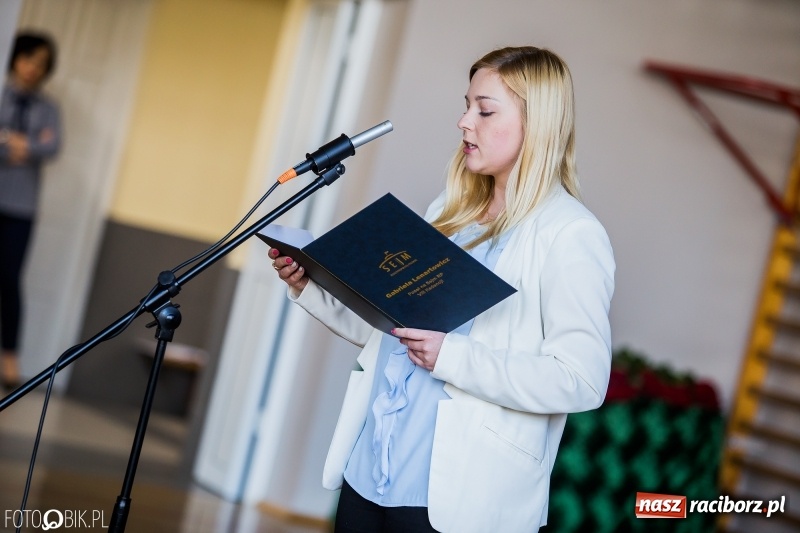 Zdjęcie w galerii na portalu naszraciborz.pl: Miejskie obchody Dnia Edukacji Narodowej wiadomości z regionu