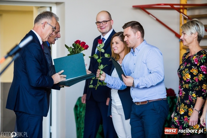 Zdjęcie w galerii na portalu naszraciborz.pl: Miejskie obchody Dnia Edukacji Narodowej wiadomości z regionu