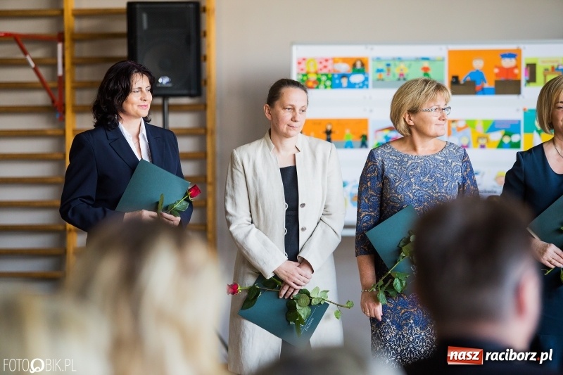 Zdjęcie w galerii na portalu naszraciborz.pl: Miejskie obchody Dnia Edukacji Narodowej wiadomości z regionu