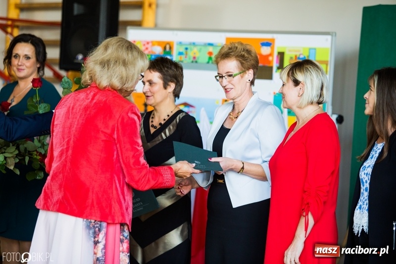 Zdjęcie w galerii na portalu naszraciborz.pl: Miejskie obchody Dnia Edukacji Narodowej wiadomości z regionu