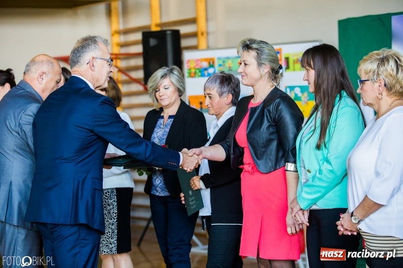 Zdjęcie w galerii na portalu naszraciborz.pl: Miejskie obchody Dnia Edukacji Narodowej wiadomości z regionu