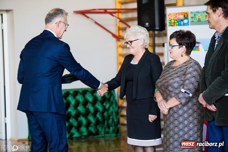 Zdjęcie w galerii na portalu naszraciborz.pl: Miejskie obchody Dnia Edukacji Narodowej wiadomości z regionu