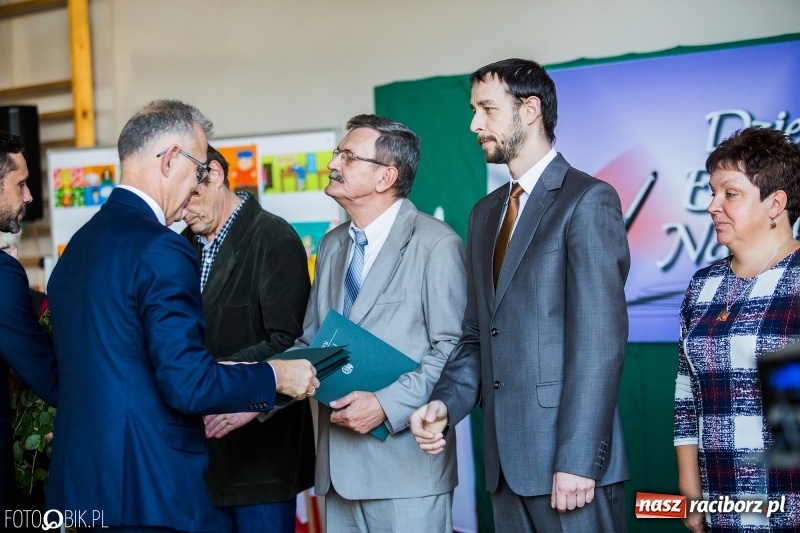 Zdjęcie w galerii na portalu naszraciborz.pl: Miejskie obchody Dnia Edukacji Narodowej wiadomości z regionu