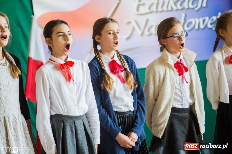 Zdjęcie w galerii na portalu naszraciborz.pl: Miejskie obchody Dnia Edukacji Narodowej wiadomości z regionu