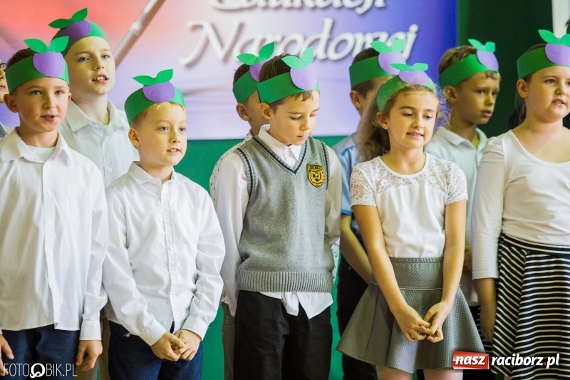 Zdjęcie w galerii na portalu naszraciborz.pl: Miejskie obchody Dnia Edukacji Narodowej wiadomości z regionu