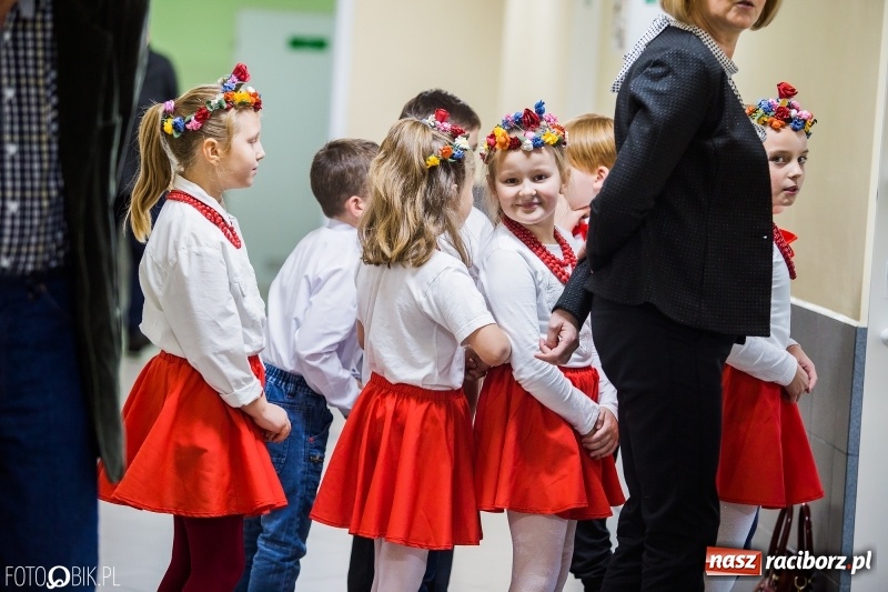 Zdjęcie w galerii na portalu naszraciborz.pl: Miejskie obchody Dnia Edukacji Narodowej wiadomości z regionu