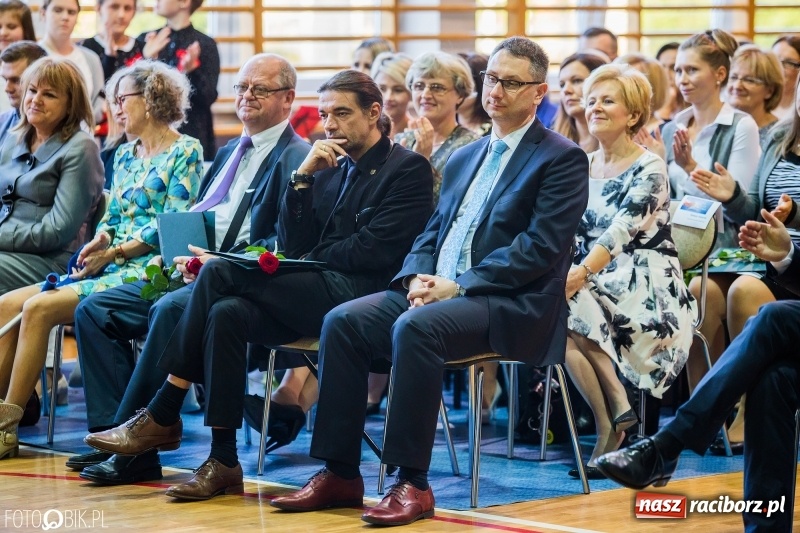 Zdjęcie w galerii na portalu naszraciborz.pl: Miejskie obchody Dnia Edukacji Narodowej wiadomości z regionu