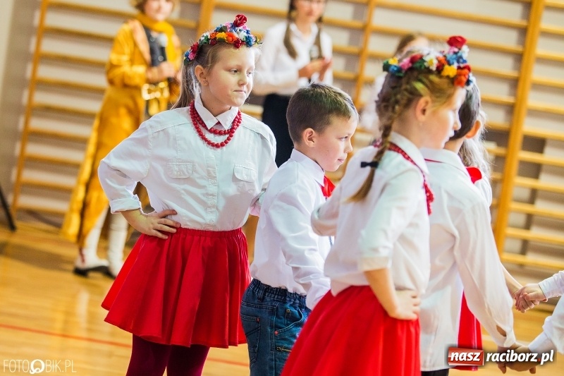 Zdjęcie w galerii na portalu naszraciborz.pl: Miejskie obchody Dnia Edukacji Narodowej wiadomości z regionu