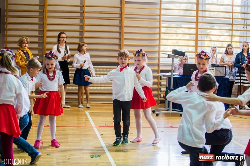 Zdjęcie w galerii na portalu naszraciborz.pl: Miejskie obchody Dnia Edukacji Narodowej wiadomości z regionu