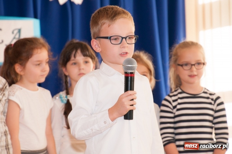 Zdjęcie w galerii na portalu naszraciborz.pl: Jaki powinien być nauczyciel? Uczniowie wiedzą najlepiej! DEN w SP18 wiadomości z regionu