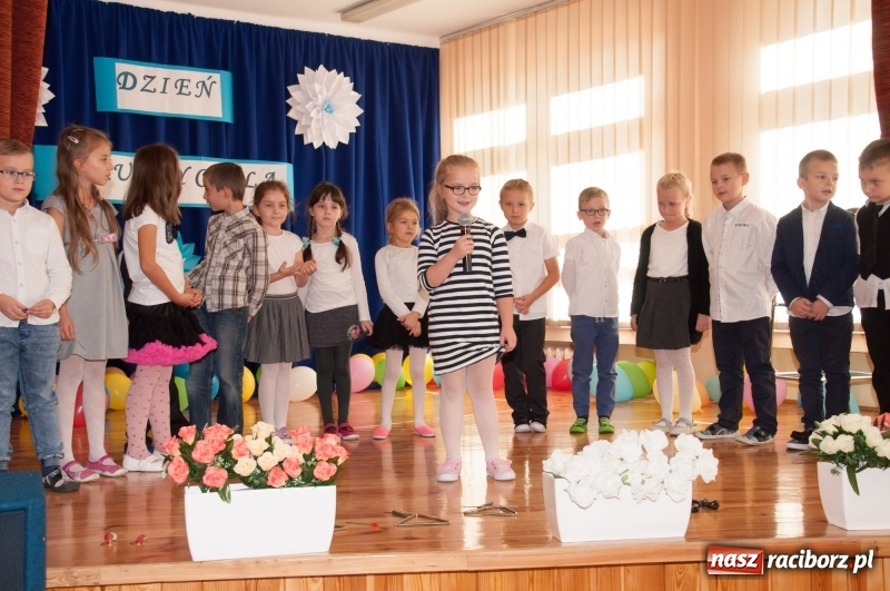 Zdjęcie w galerii na portalu naszraciborz.pl: Jaki powinien być nauczyciel? Uczniowie wiedzą najlepiej! DEN w SP18 wiadomości z regionu