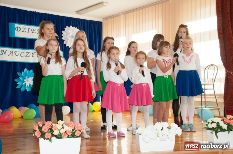 Zdjęcie w galerii na portalu naszraciborz.pl: Jaki powinien być nauczyciel? Uczniowie wiedzą najlepiej! DEN w SP18 wiadomości z regionu