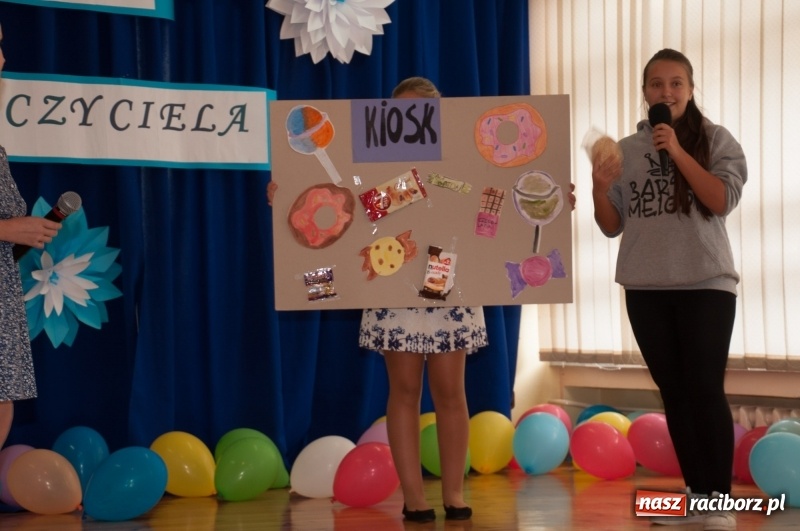 Zdjęcie w galerii na portalu naszraciborz.pl: Jaki powinien być nauczyciel? Uczniowie wiedzą najlepiej! DEN w SP18 wiadomości z regionu