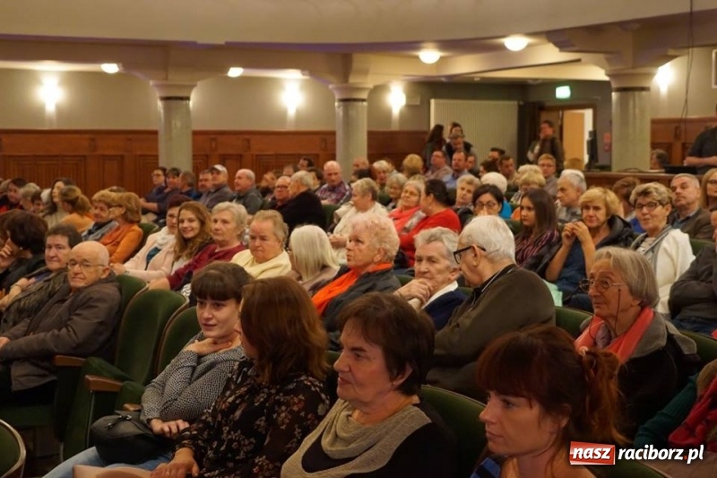 Zdjęcie w galerii na portalu naszraciborz.pl: Raciborska premiera KINDERLAGER POGRZEBIN  wiadomości z regionu