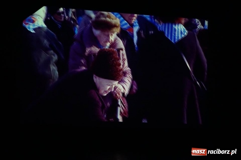 Zdjęcie w galerii na portalu naszraciborz.pl: Raciborska premiera KINDERLAGER POGRZEBIN  wiadomości z regionu