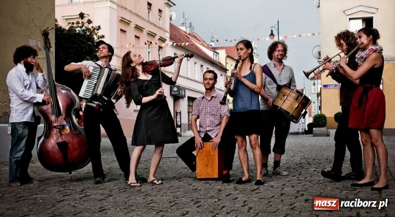 Zdjęcie w galerii na portalu naszraciborz.pl: XIV Raciborski Festiwal Podróżniczy Wiatraki - PEŁNY PROGRAM wiadomości z regionu